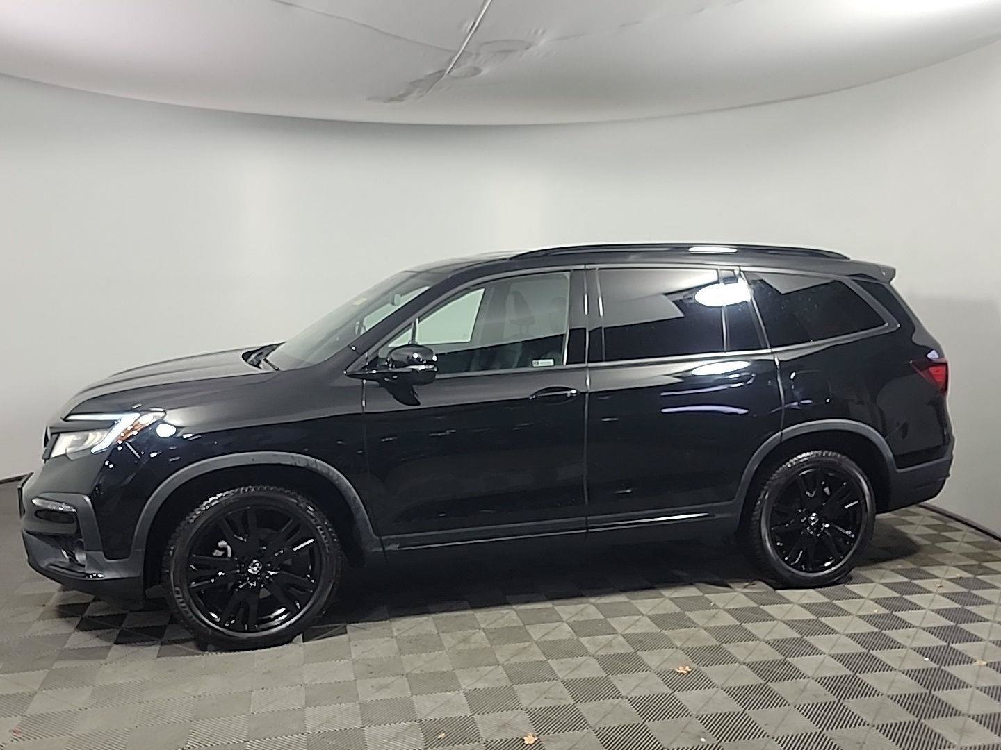 Certified 2022 Honda Pilot Black Edition image 11