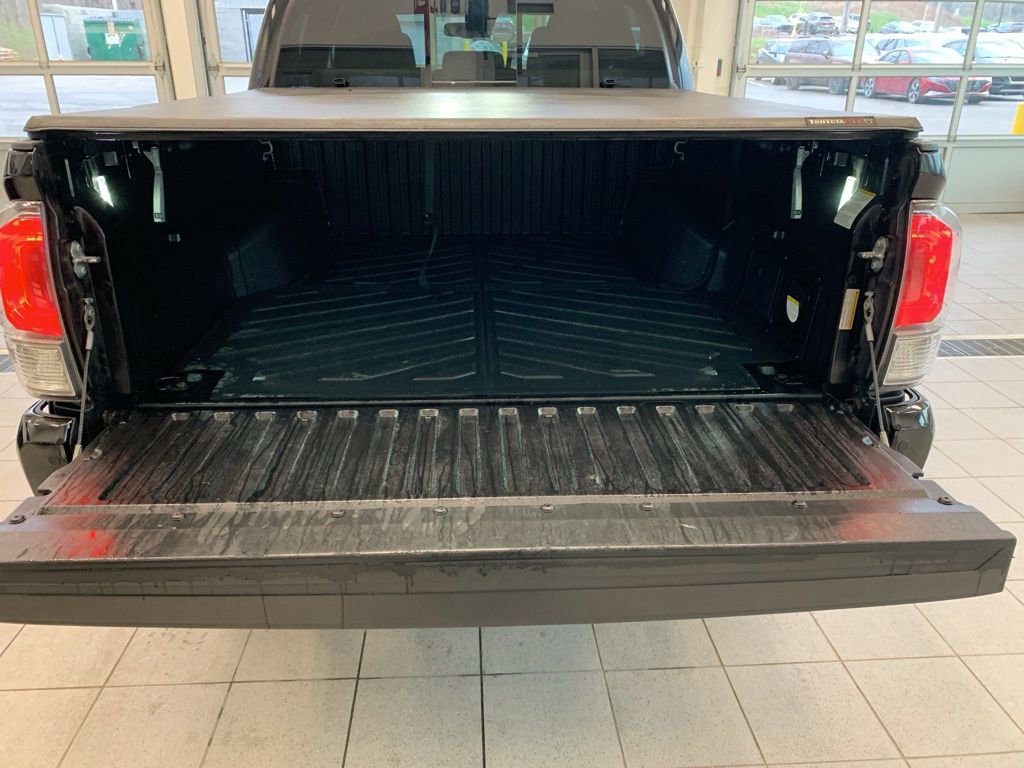 Used 2023 Toyota Tacoma TRD Off-Road w/ Technology Package image 13