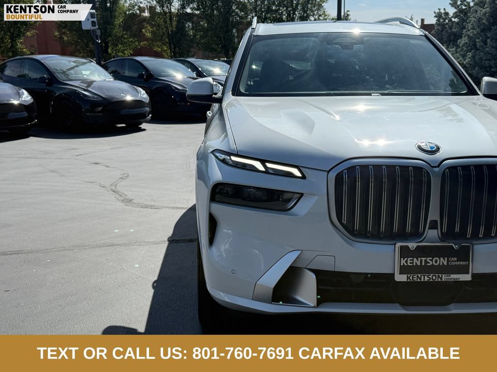 Used 2025 BMW X7 xDrive40i AWD/4WD image 13