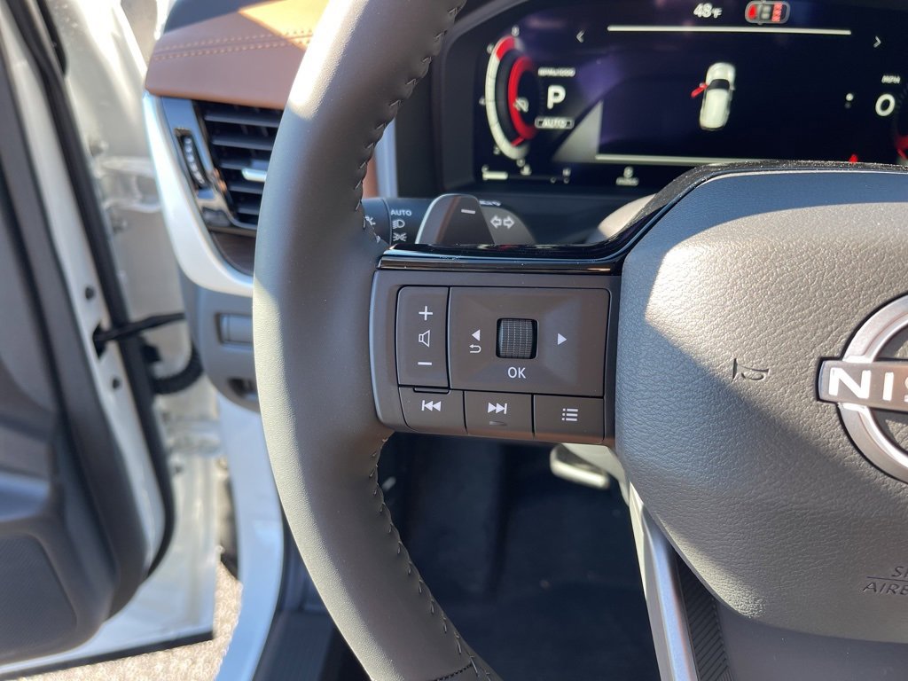 New 2026 Nissan Rogue Platinum image 14