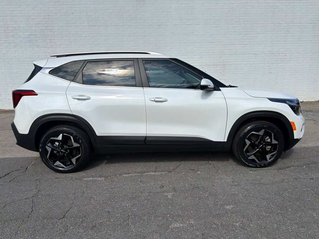 Used 2025 Kia Seltos EX w/ EX Sunroof Package AWD/4WD image 1