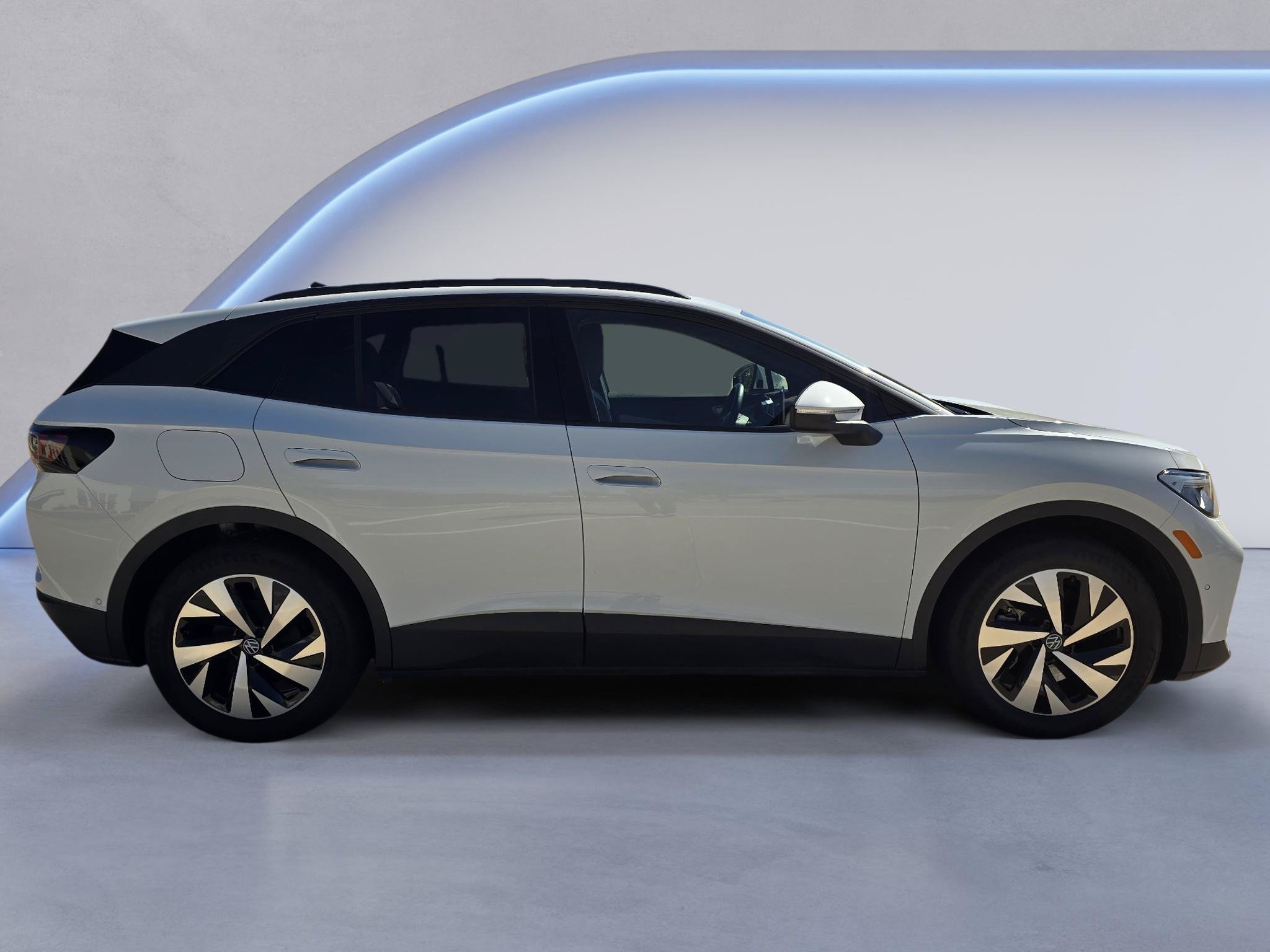 Used 2023 Volkswagen ID.4 2WD image 7