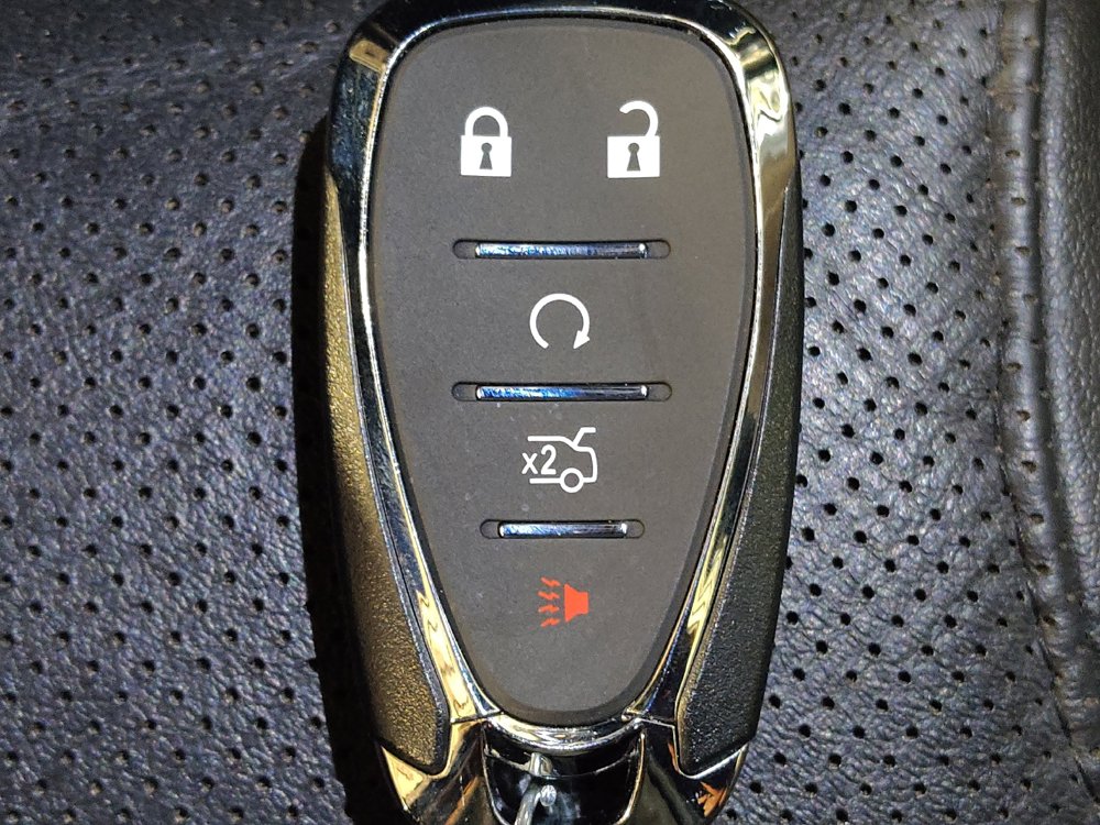 Used 2016 Chevrolet Camaro LT RWD image 32