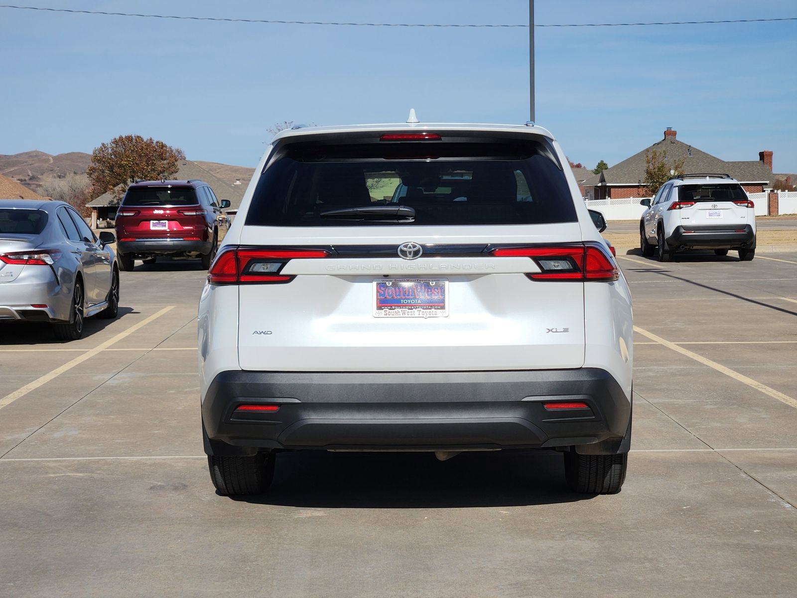 Used 2025 Toyota Grand Highlander AWD image 8