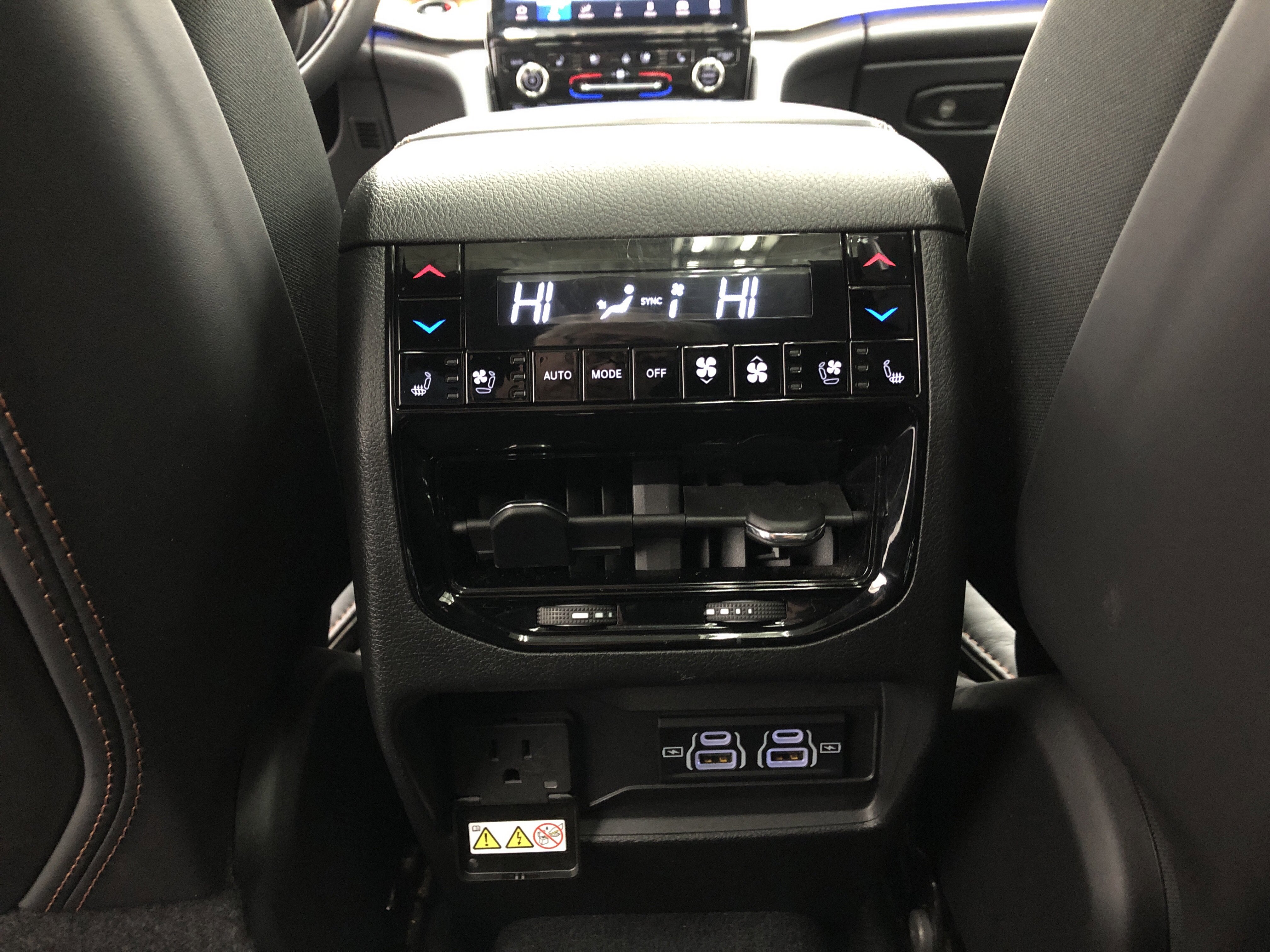 Certified 2024 Jeep Grand Cherokee L Summit image 14