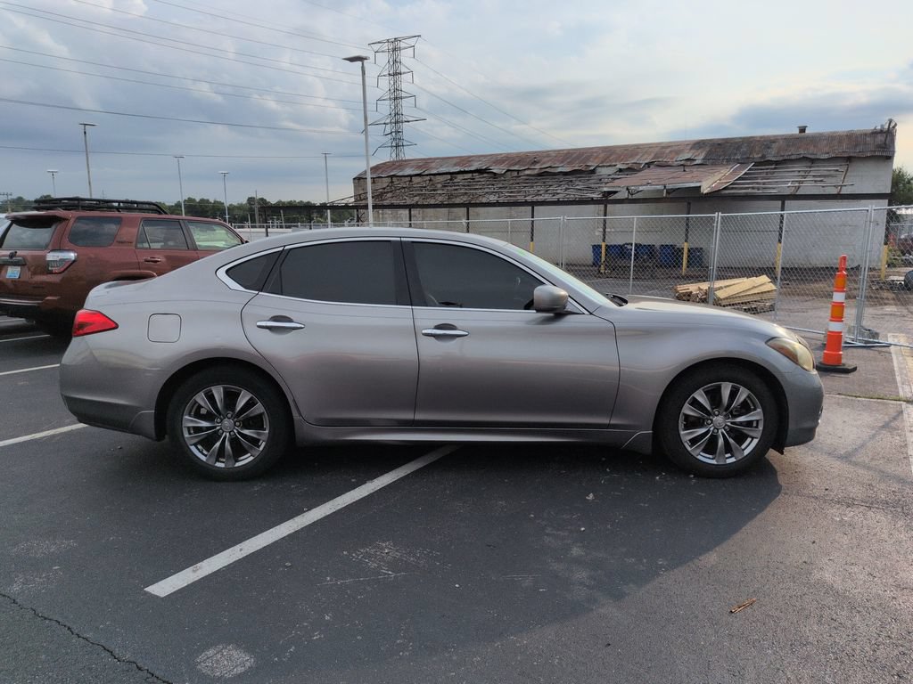 Used 2013 INFINITI M37 w/ Premium Pkg RWD image 7