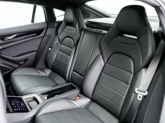 Certified 2025 Porsche Panamera 4 image 26