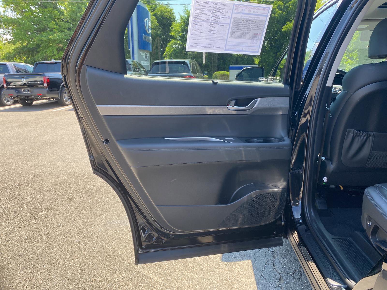 Used 2022 Hyundai Palisade SEL w/ Premium Package image 24