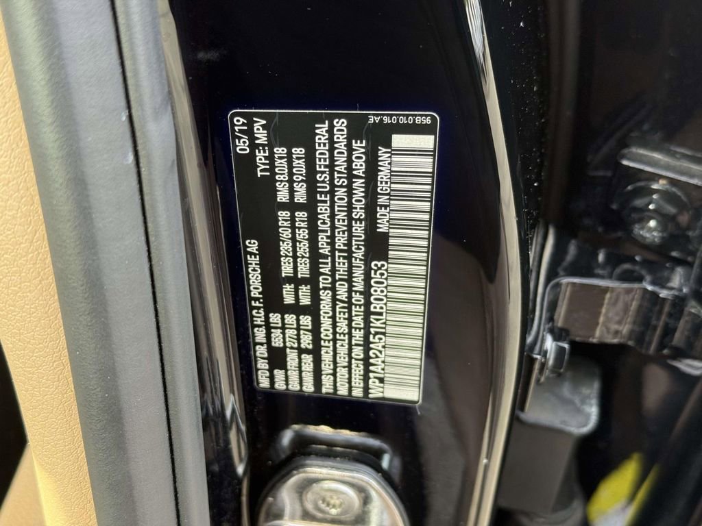 Used 2019 Porsche Macan image 32