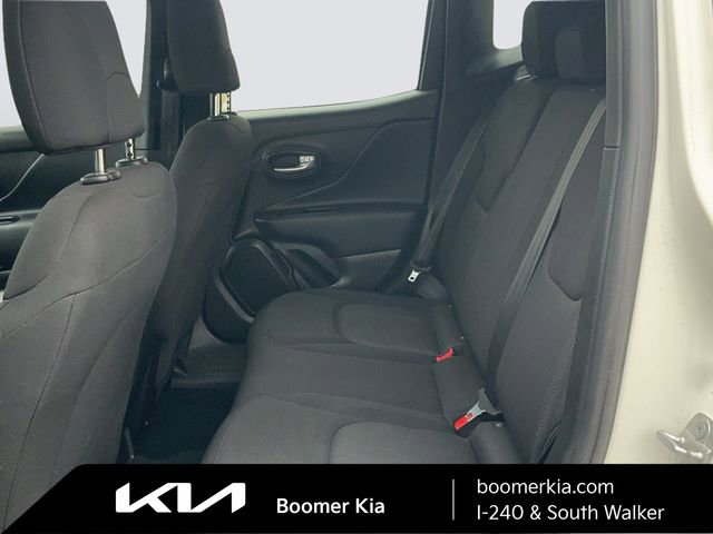 Used 2023 Jeep Renegade Latitude image 21