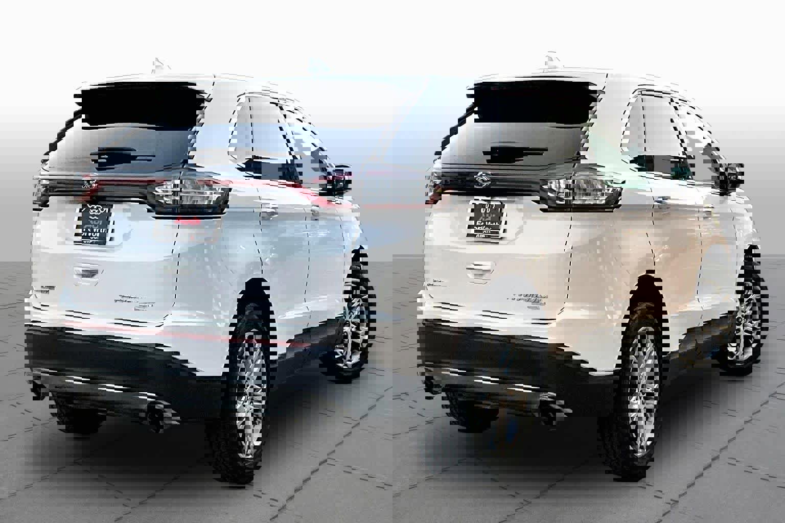 Used 2017 Ford Edge Titanium w/ Technology Package image 23