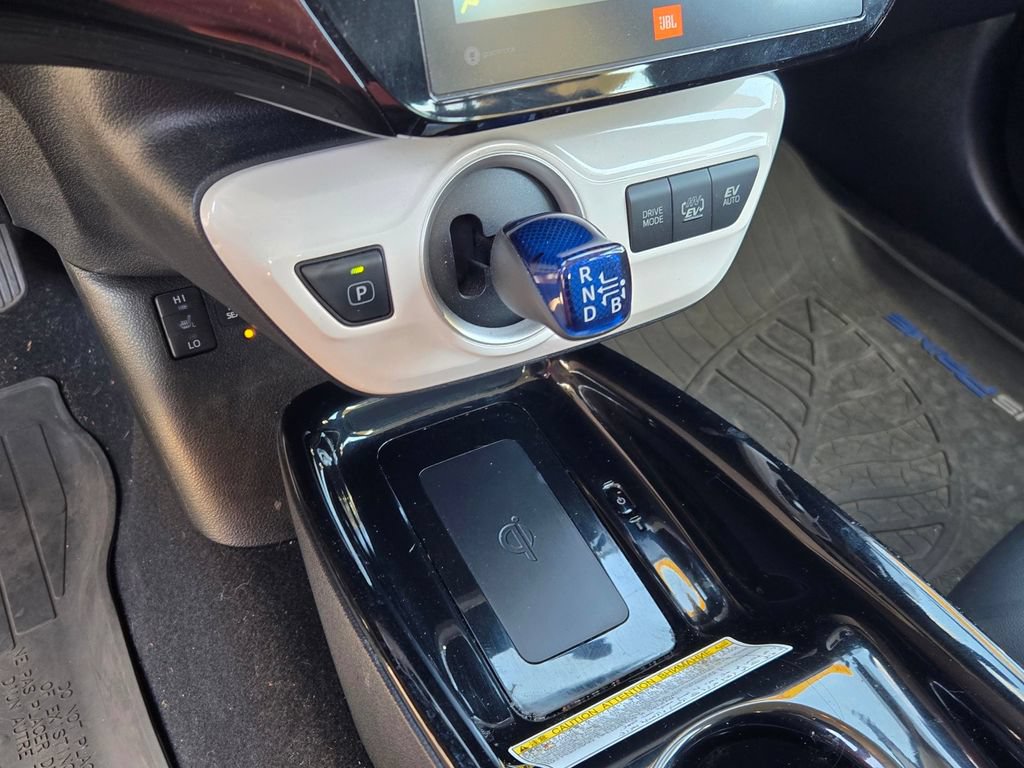 Used 2018 Toyota Prius Prime Advanced FWD image 22