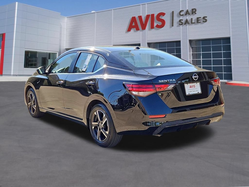Used 2025 Nissan Sentra SV FWD image 9