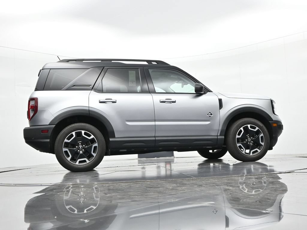 Certified 2023 Ford Bronco Sport Outer Banks w/ Tech Package AWD/4WD image 24