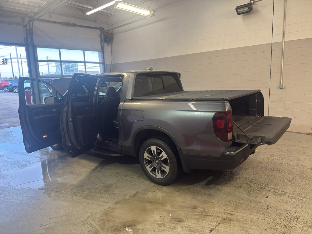 Used 2017 Honda Ridgeline RTL-E image 11