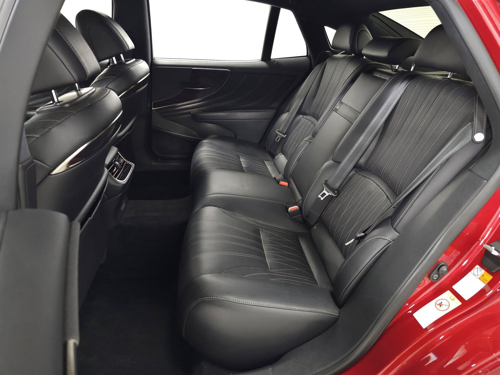 Used 2018 Lexus LS 500 AWD w/ Interior Upgrade Package image 32