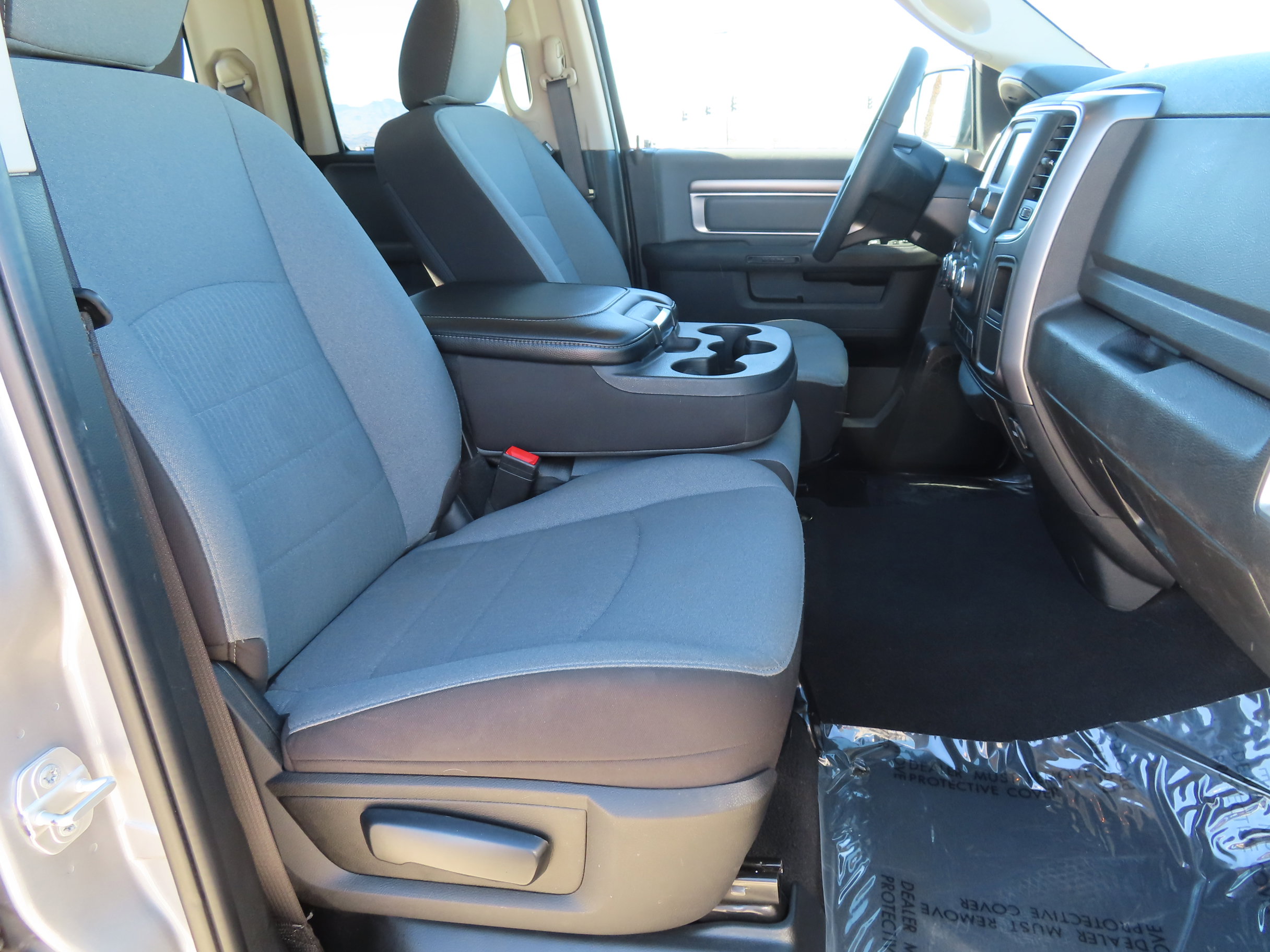 Used 2024 RAM 1500 Classic SLT image 15