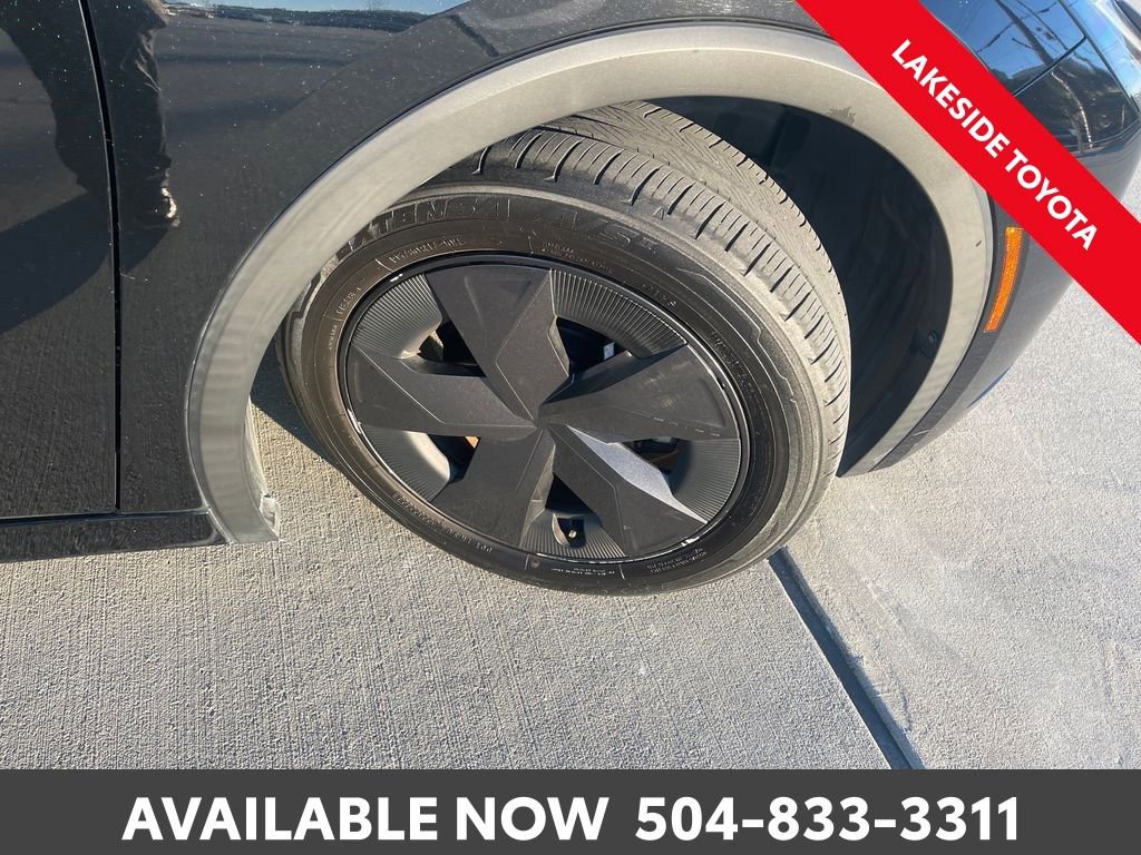 Certified 2023 Toyota Prius LE image 10