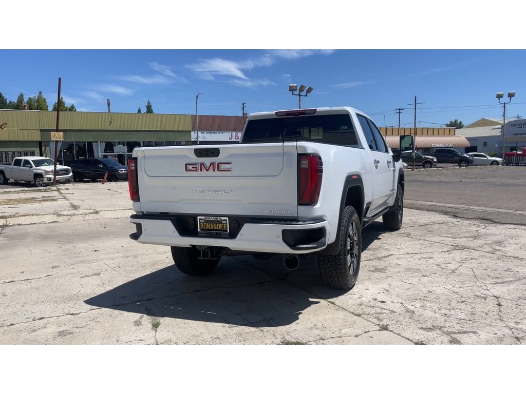 New 2026 GMC Sierra 2500 Denali w/ Denali Reserve Package AWD/4WD image 2
