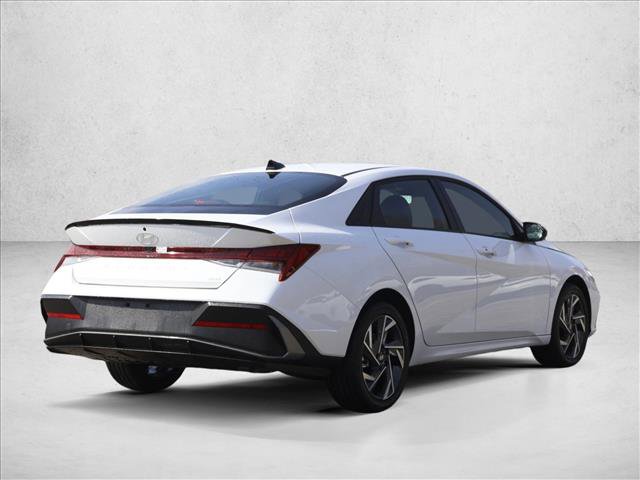New 2025 Hyundai Elantra SEL image 5