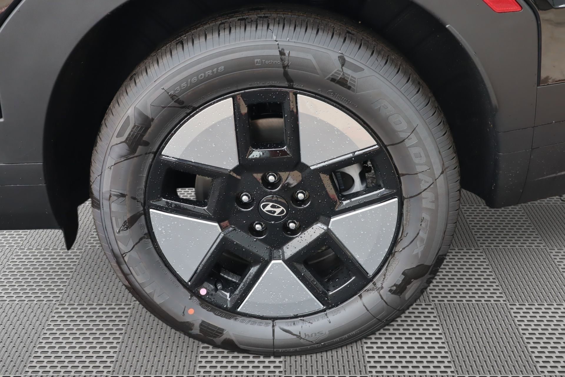 New 2026 Hyundai Santa Fe SE image 5