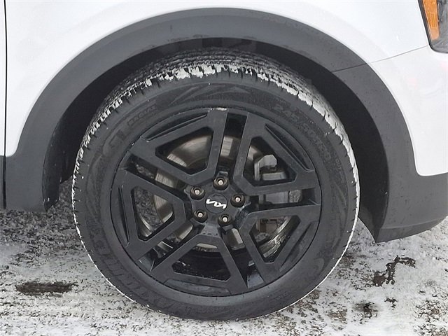 Used 2023 Kia Telluride EX X-Line image 8