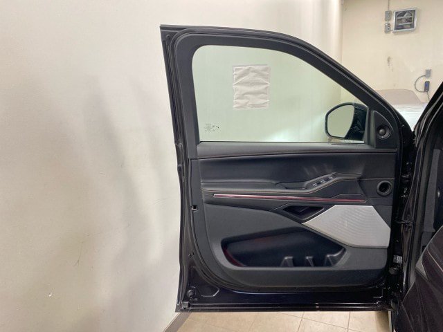 New 2026 Lincoln Navigator L Black Label AWD/4WD image 19