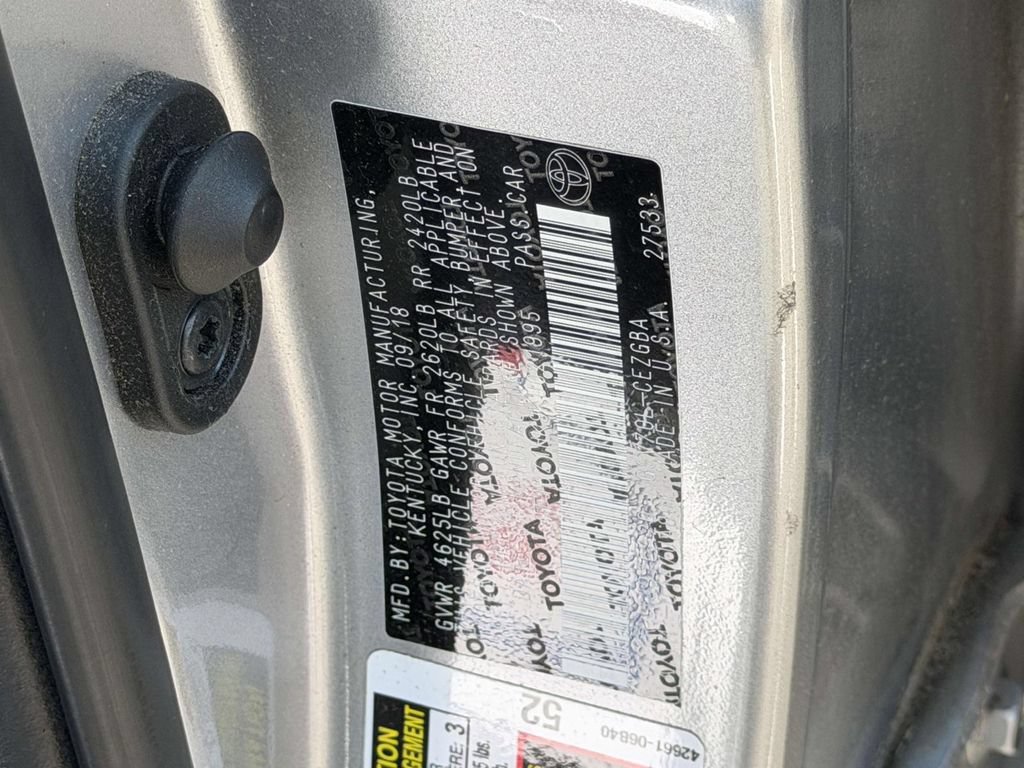 Used 2019 Toyota Camry FWD image 19