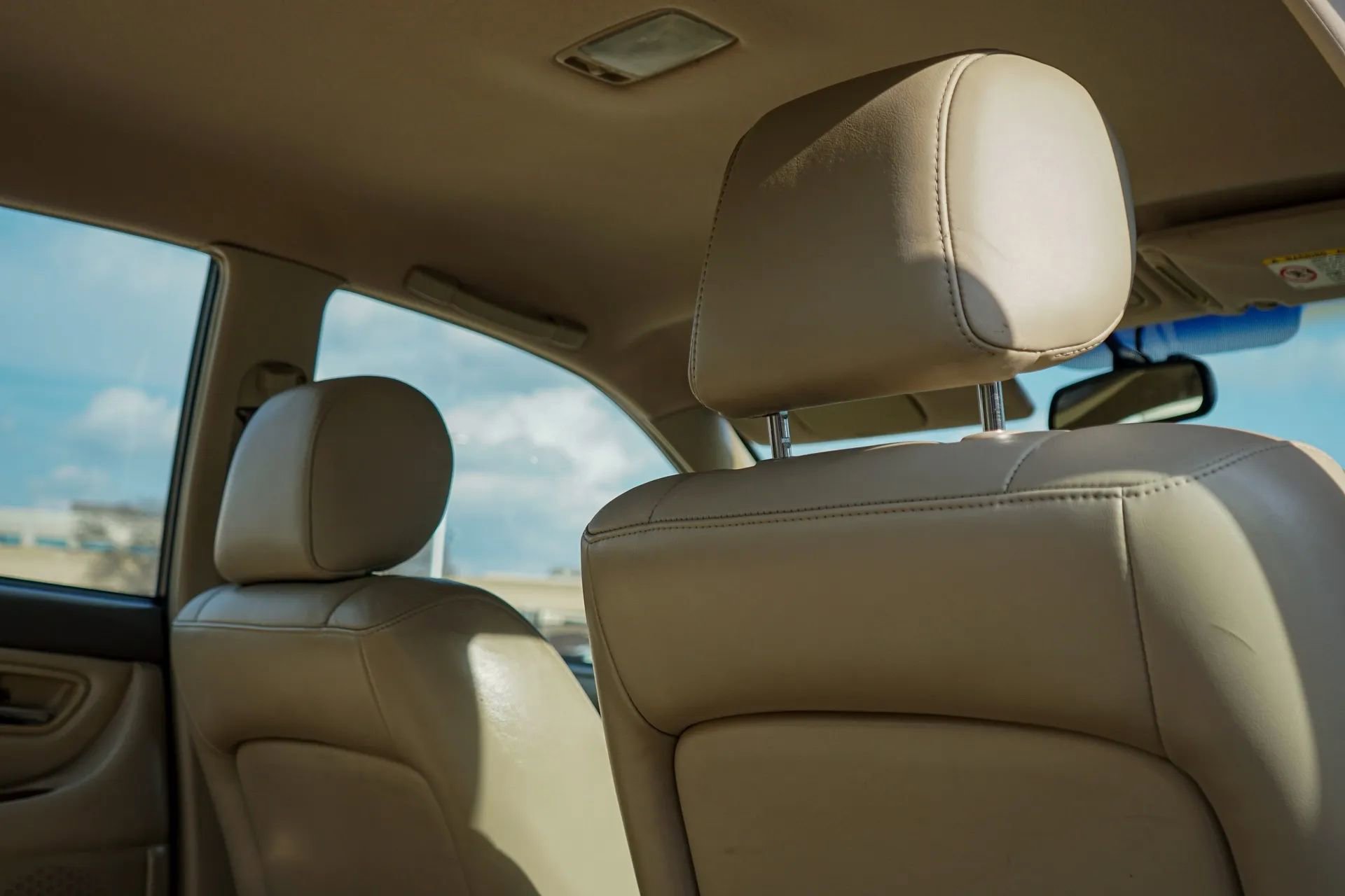 Used 2004 Toyota Avalon XLS image 39