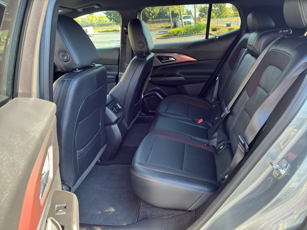 Used 2024 Chevrolet Equinox EV RS FWD image 38