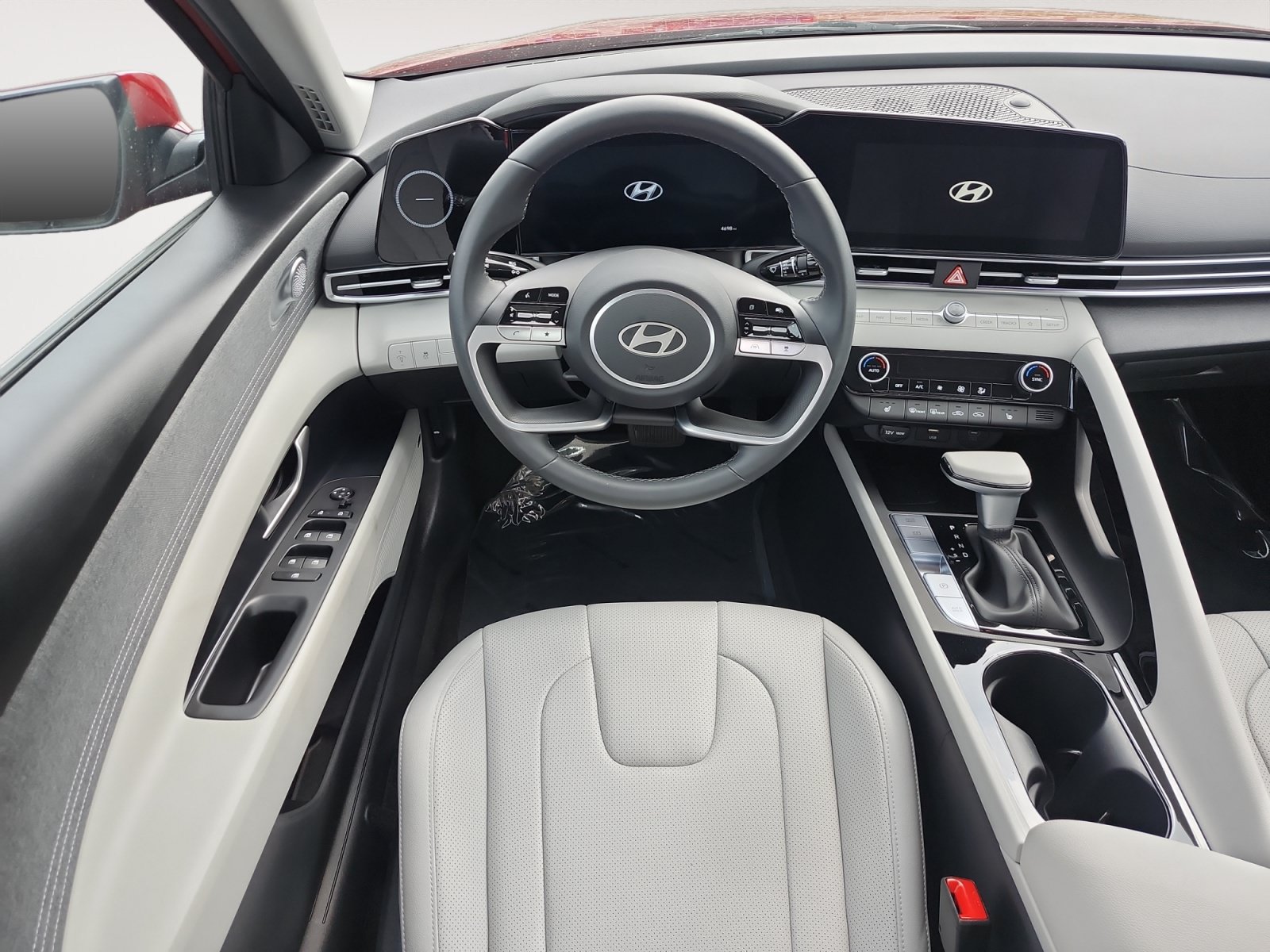 Used 2026 Hyundai Elantra Limited FWD image 11