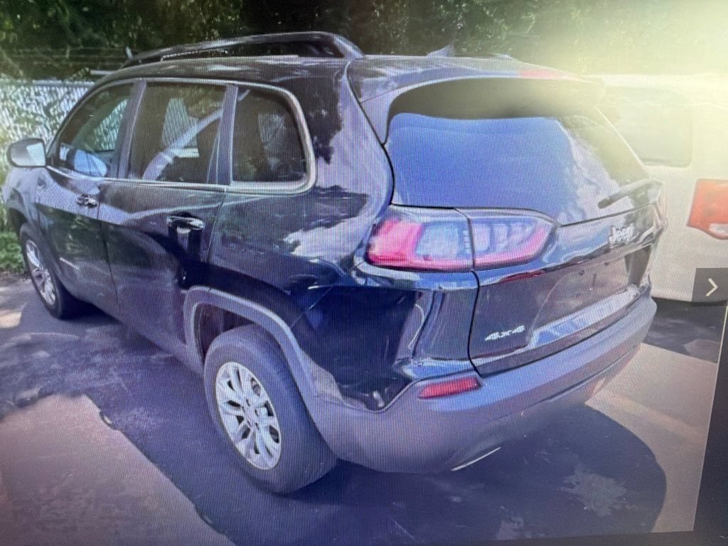 Certified 2022 Jeep Cherokee Latitude Lux AWD/4WD image 5
