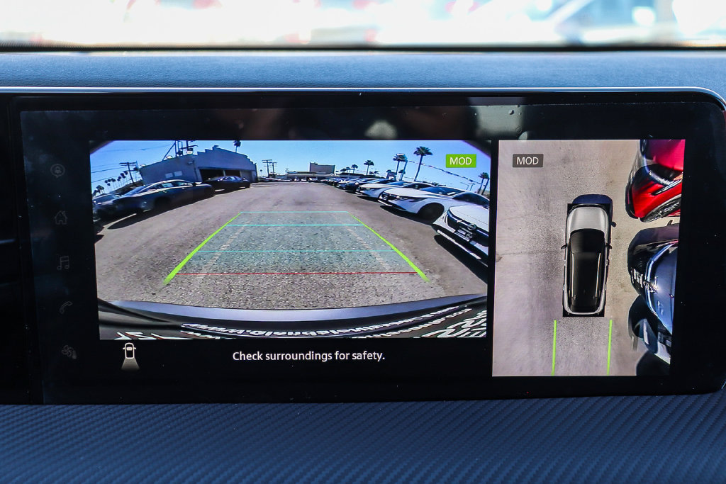 Used 2025 Nissan Kicks SR FWD image 23