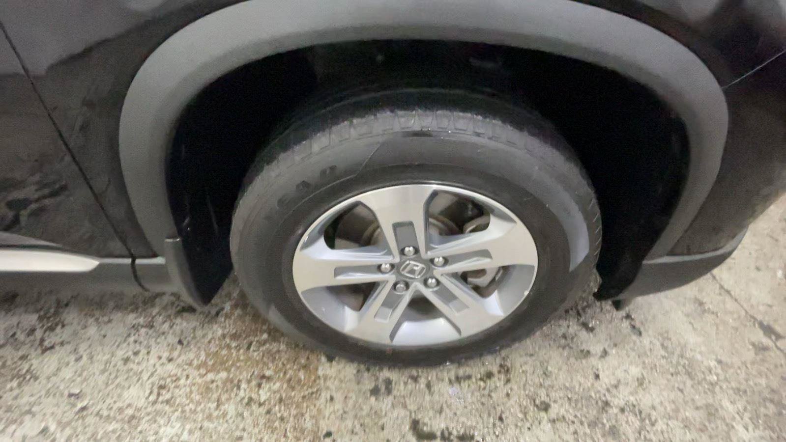 Certified 2025 Honda Pilot EX-L image 18