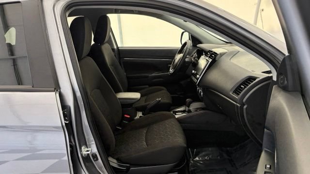Used 2026 Mitsubishi Outlander Sport ES AWD/4WD image 19