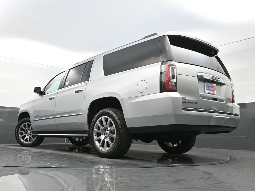 Used 2020 GMC Yukon XL Denali image 31