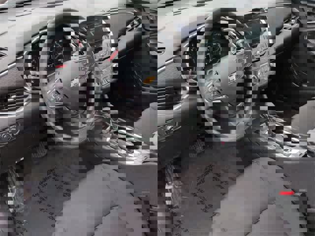 Used 2024 Chevrolet Malibu LT image 10