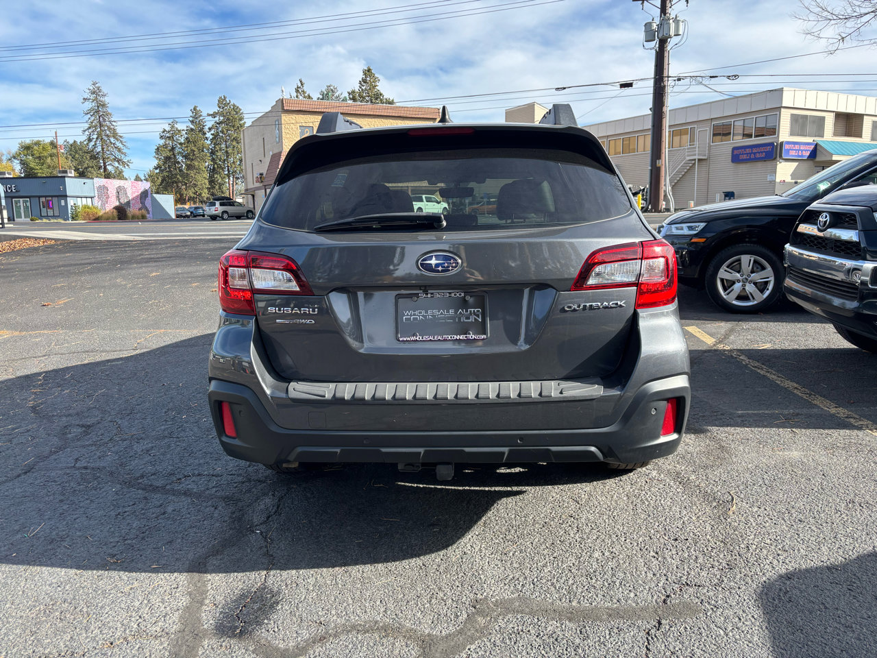 Used 2018 Subaru Outback 2.5i Limited image 4