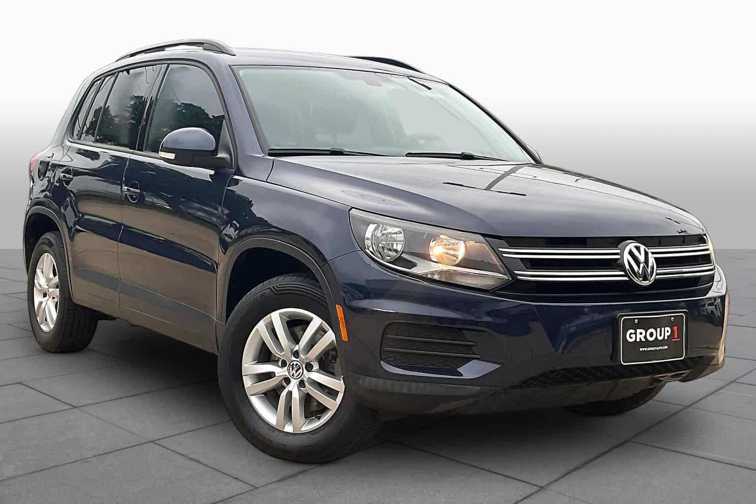 Used 2016 Volkswagen Tiguan S FWD image 3