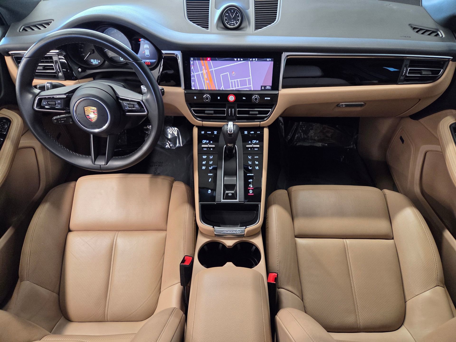 Certified 2022 Porsche Macan S w/ Premium Package Plus AWD/4WD image 13