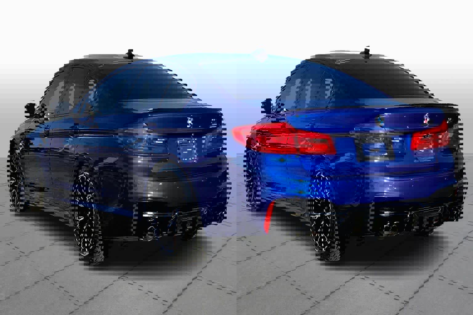 Used 2019 BMW M5 w/ Executive Package image 12