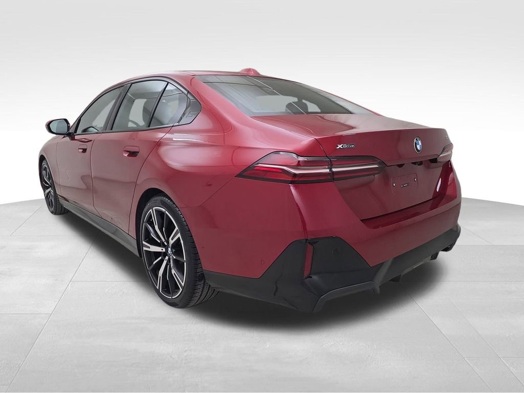 Certified 2024 BMW 530i xDrive w/ M Sport Package image 7