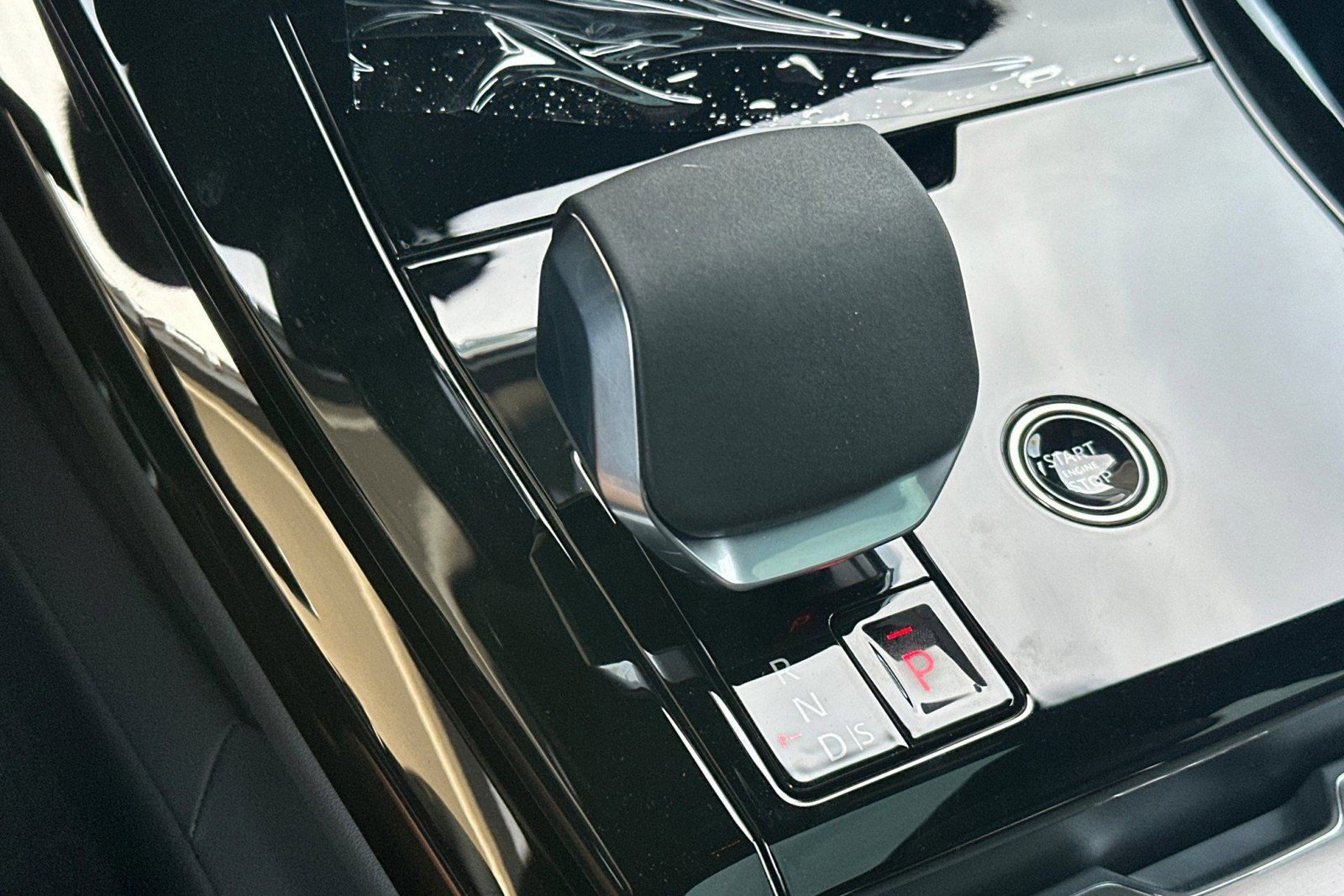 New 2026 Land Rover Range Rover Sport SE image 26