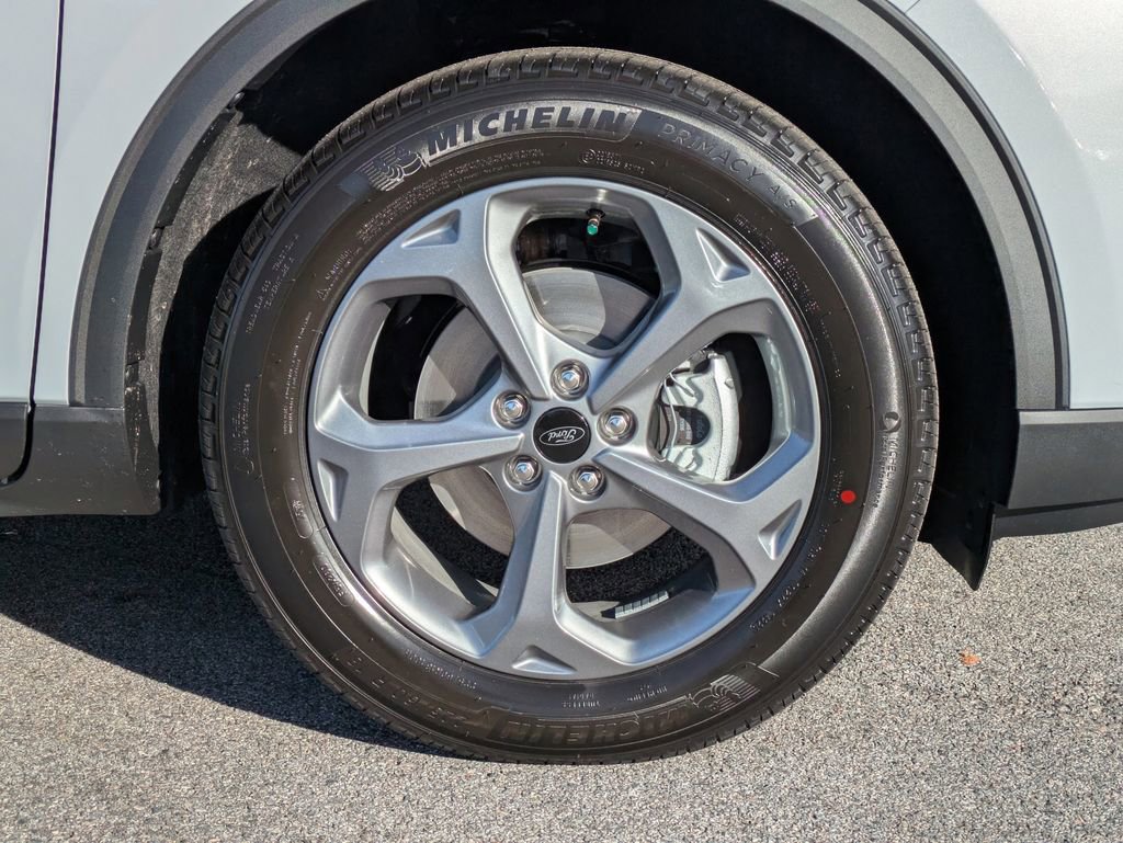 New 2026 Ford Escape ST-Line w/ Tech Pack #1 FWD image 10