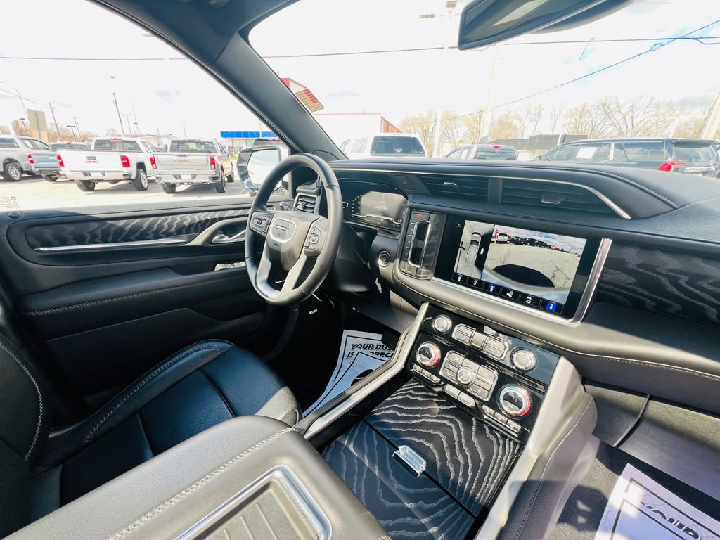 Used 2023 GMC Yukon Denali image 48