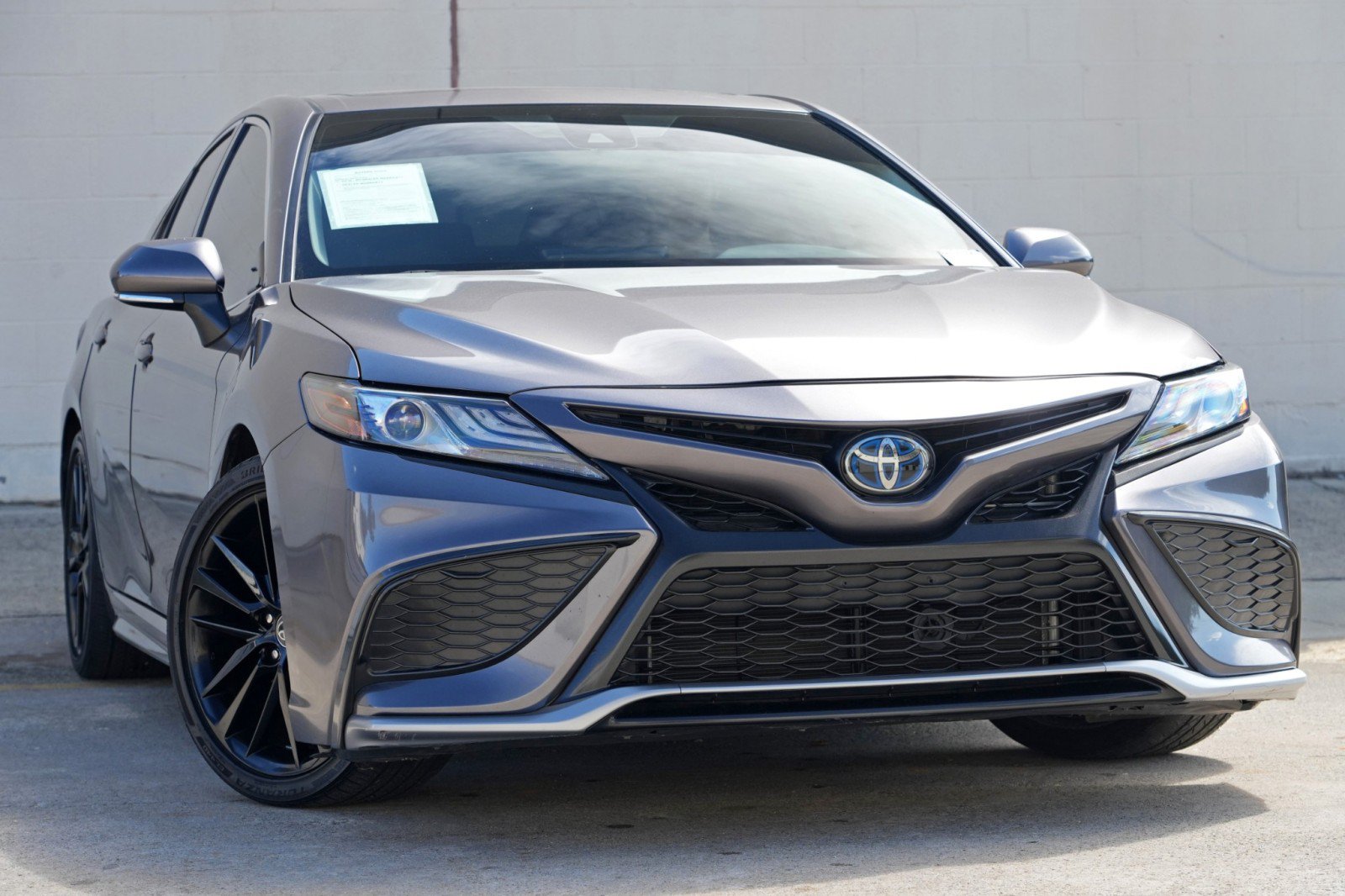 Used 2024 Toyota Camry XSE w/ Cold Weather Package FWD image 2