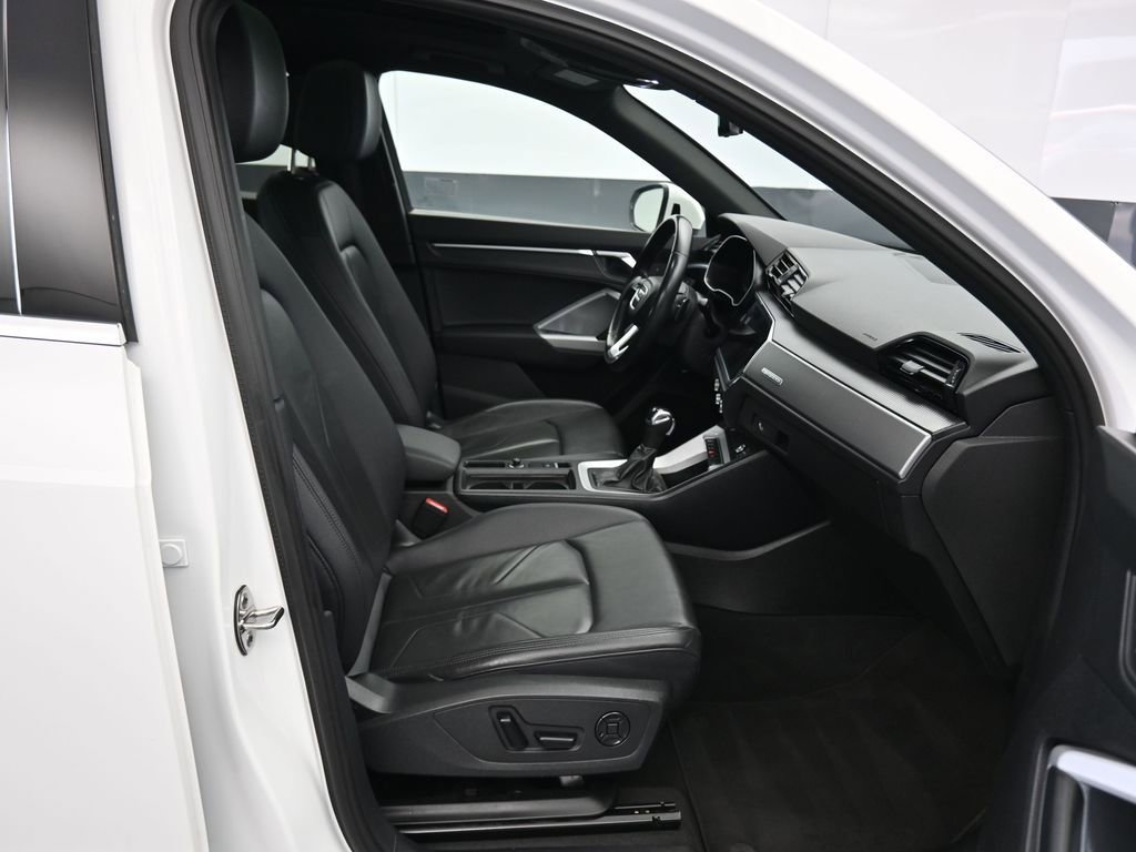 Used 2023 Audi Q3 2.0T Premium AWD/4WD image 44