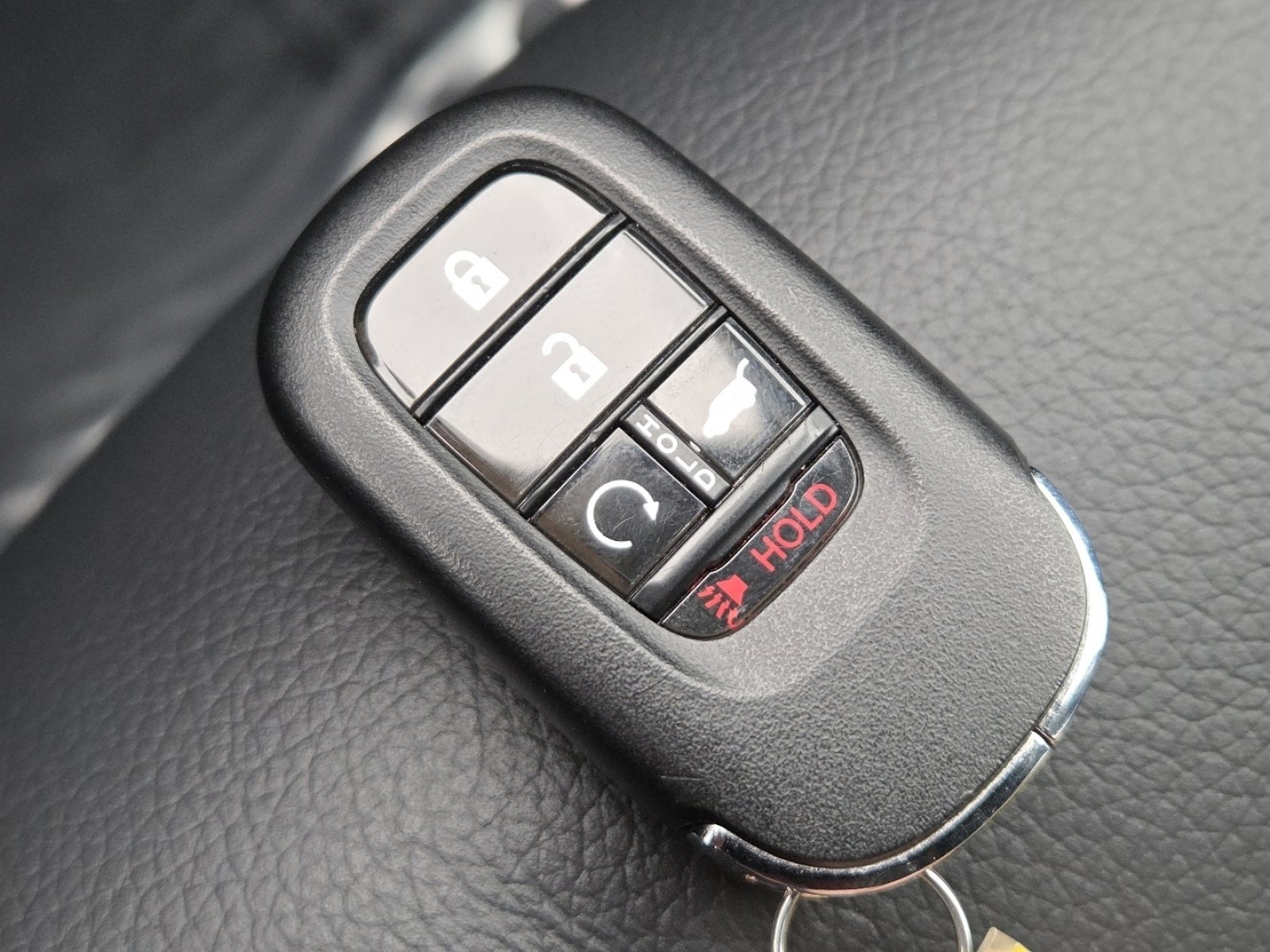 Used 2025 Honda Pilot EX-L image 35