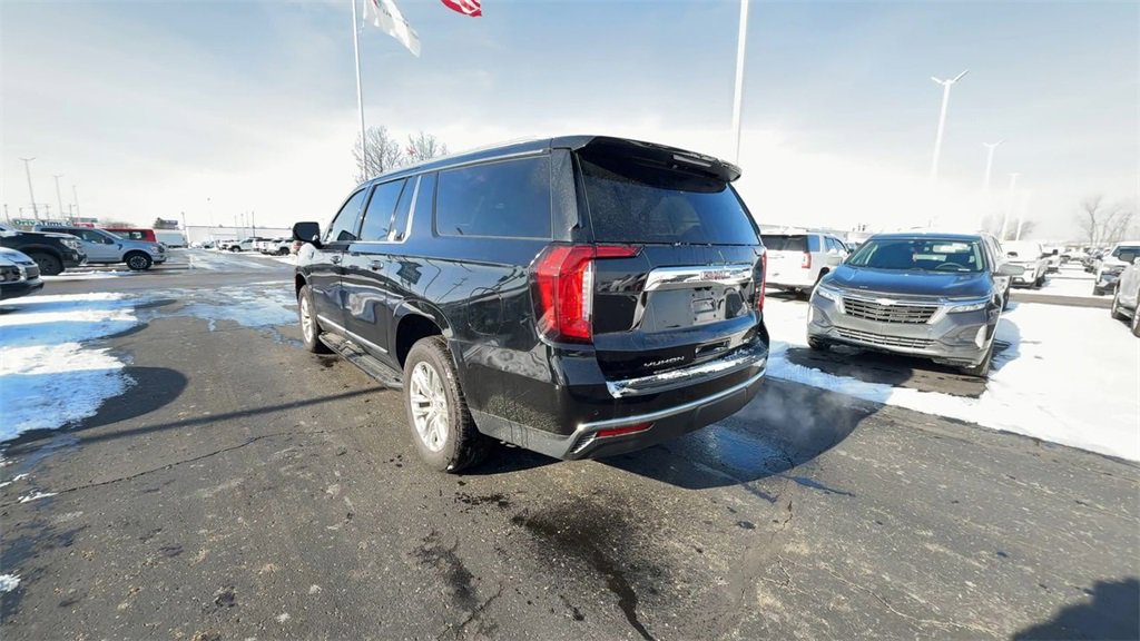 Used 2021 GMC Yukon XL SLT image 6