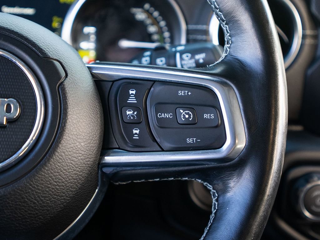 Used 2021 Jeep Wrangler Unlimited Sahara w/ Dual Top Group image 23